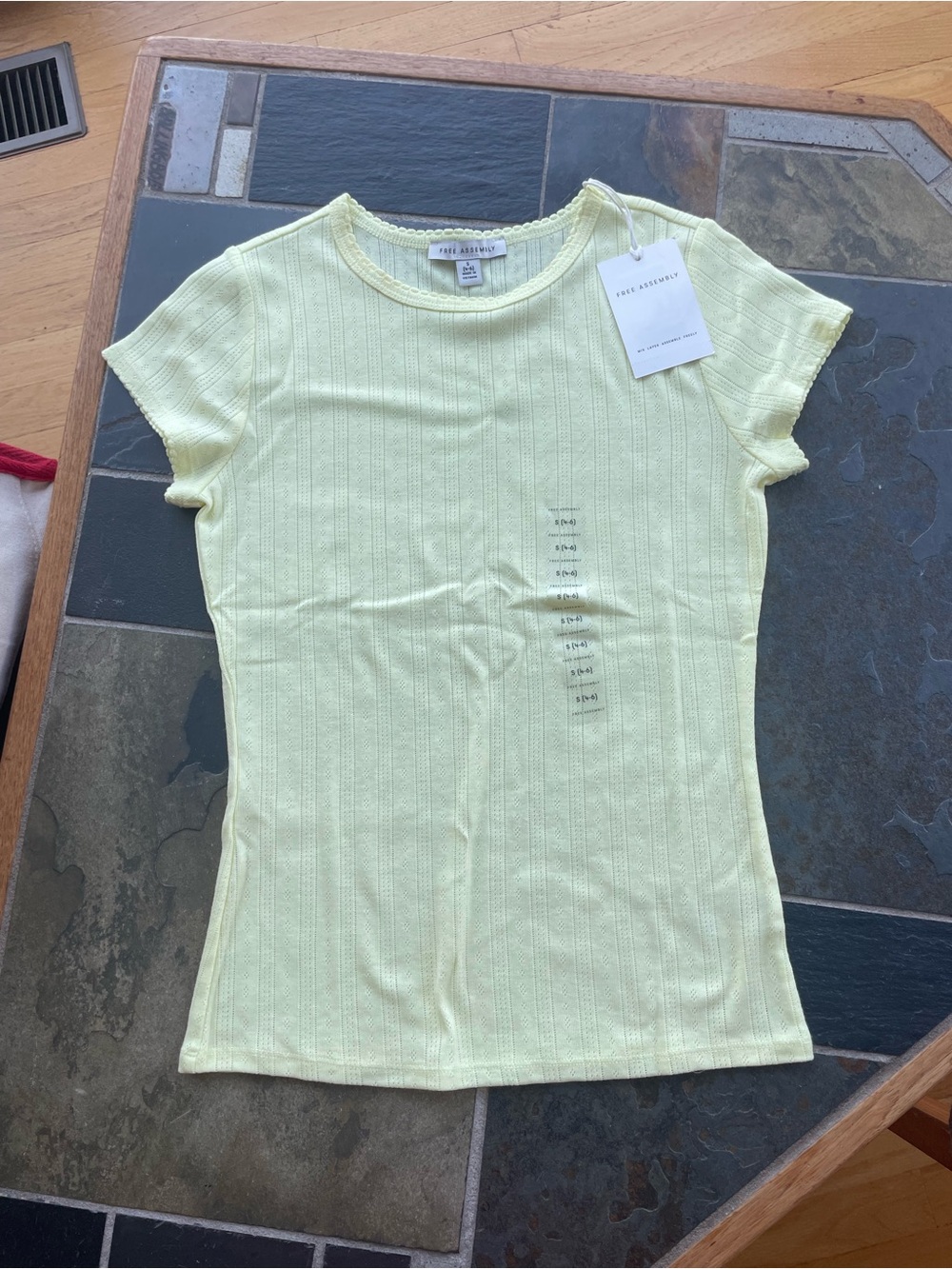 Women's Ribbed Short-Sleeve Top in Pale Yellow